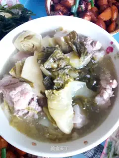 A pig's tail stew