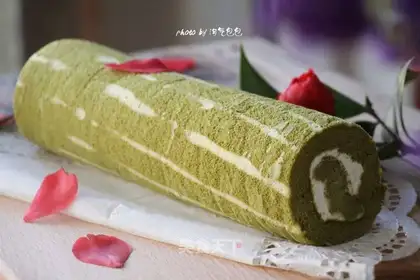 Tea stripe cake rolls