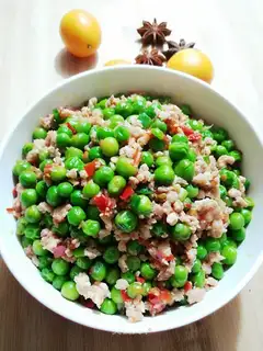 Meat and green beans