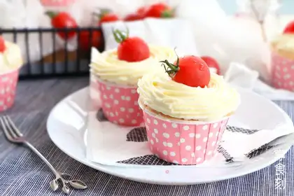 Tomato cake