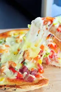 Shrimp bacon pizza