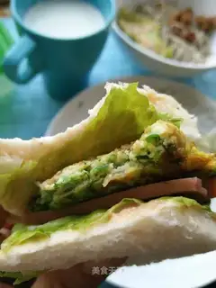 Pie-peaser sandwich
