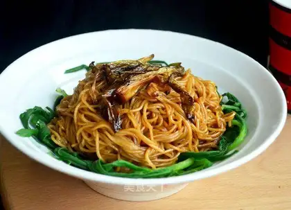 Onion noodles