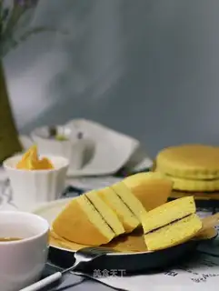 Cake sandwich