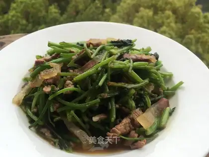 ♪ Pork feet ♪