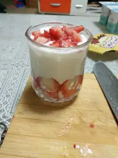 Strawberry yogurt