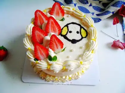 Strawberry cream cake
