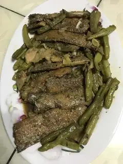 Fish and beans