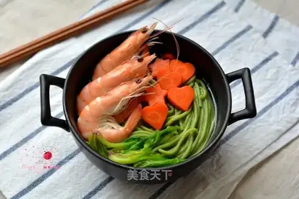 Pine juice chicken noodles