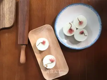 Net cherry sour cream