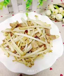 Peanut sprouts