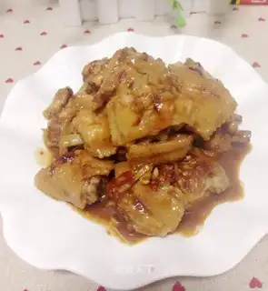 The chicken's got wings