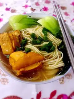 Chicken noodles