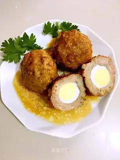 The egg of quail burns lion heads