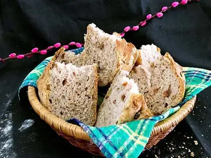 Wine bread