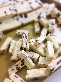 Cranberry peanut butter