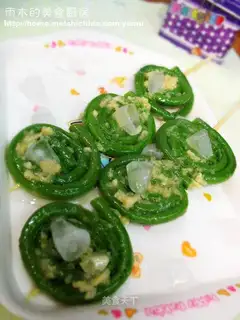 Iced cowpea rolls