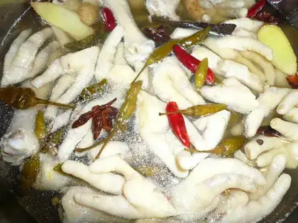 pickled chicken feet