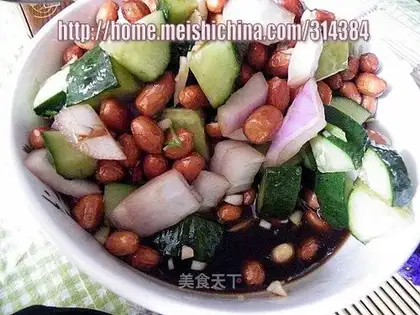 Old vinegar peanuts