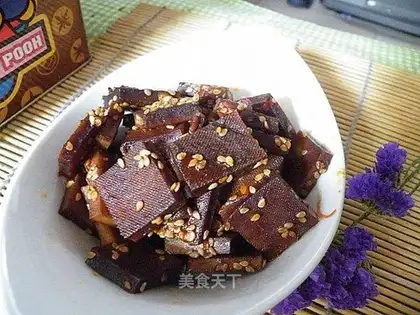 Spicy dried bean curd