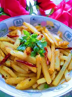 Dry fried potato chips