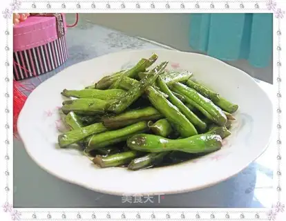 Dry stir-fried beans