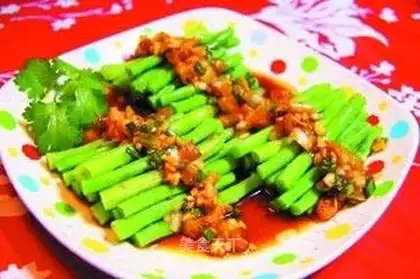 Mixed beans with fish flavor