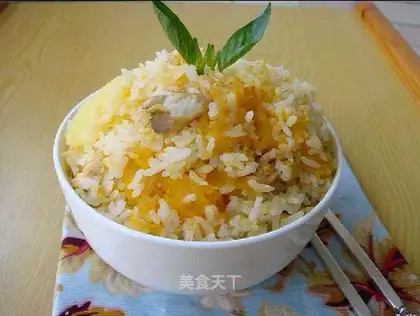 Pumpkin scallops and shredded chicken rice