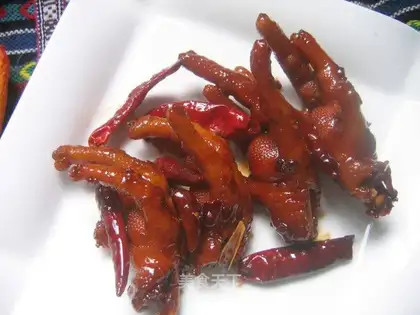 Spicy chicken feet