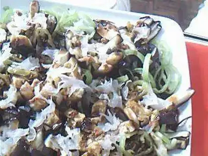 Fish-flavored chrysanthemum eggplant