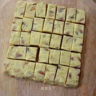 Apricot rolls hard sugar