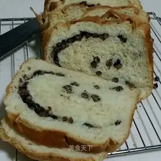 Red bean toast