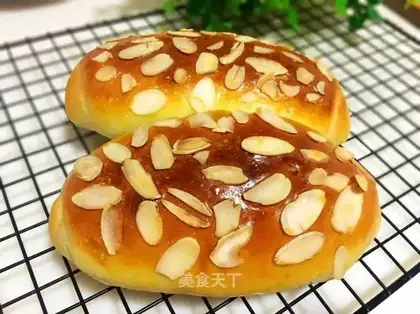 Almond bread