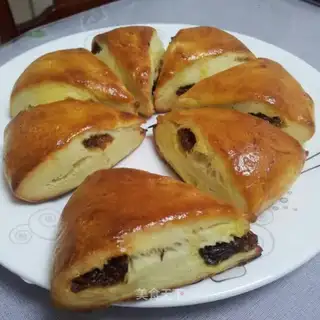 raisin scon