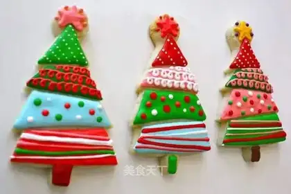 Christmas tree to sugar cookies