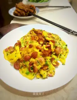 Sausage fried eggs