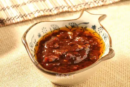 Pork-tail shrimp sauce