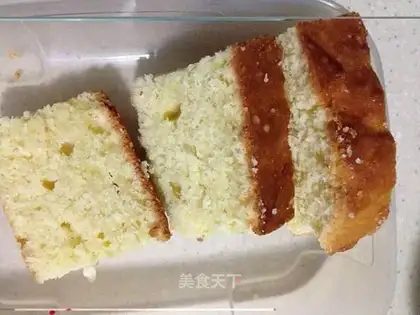 Light cream pound cake