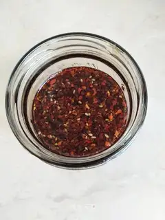Homemade pepper oil