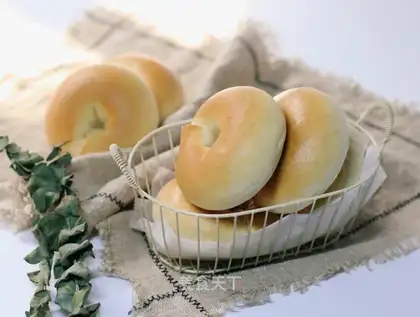 Pretentious fruit