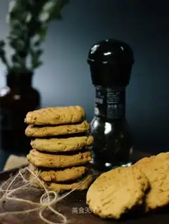 Black pepper walnut handmade cookies