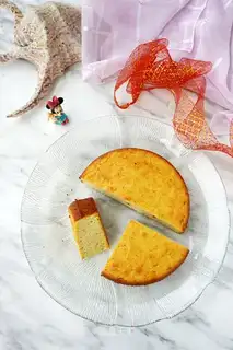 Pineapple-free kernel cake