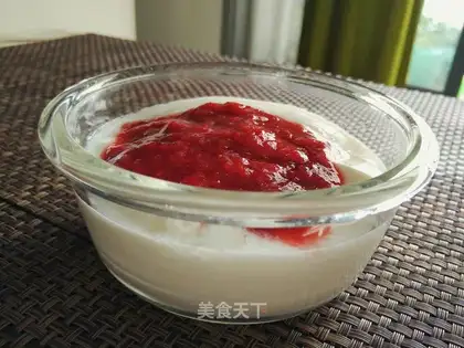 Strawberry sauce