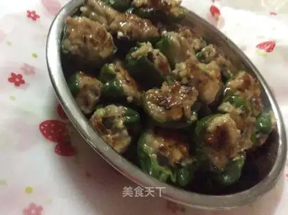 Porridge pepper and pork