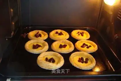 raisins and eggs