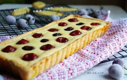 Cherry cheese pudding