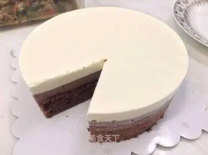 Milk mousse cake