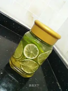Easy honey lemon tea