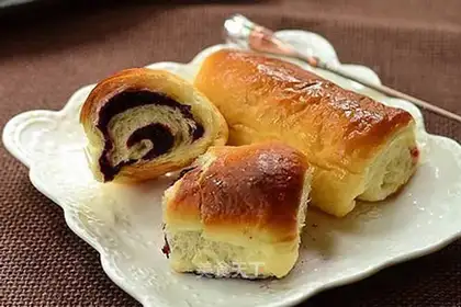 The saloon bread