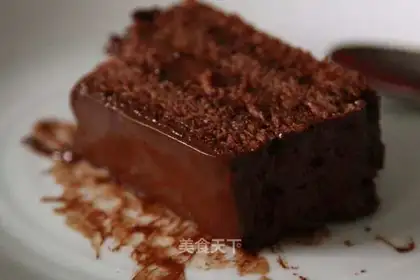 Cream of chocolate cake
